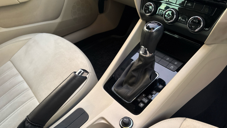 Skoda Octavia 1.5 TSI SE L 5dr DSG Petrol Hatchback